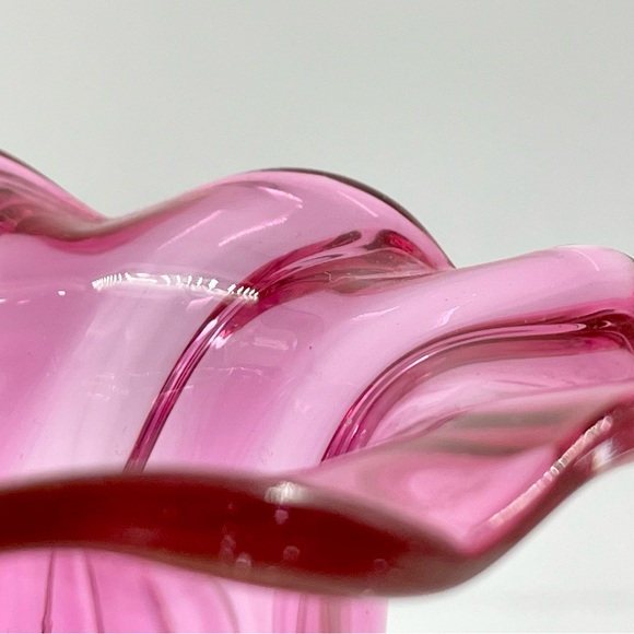 Teleflora Gift Violet Green Swirl Vase (Made in China) - Picture 7 of 11